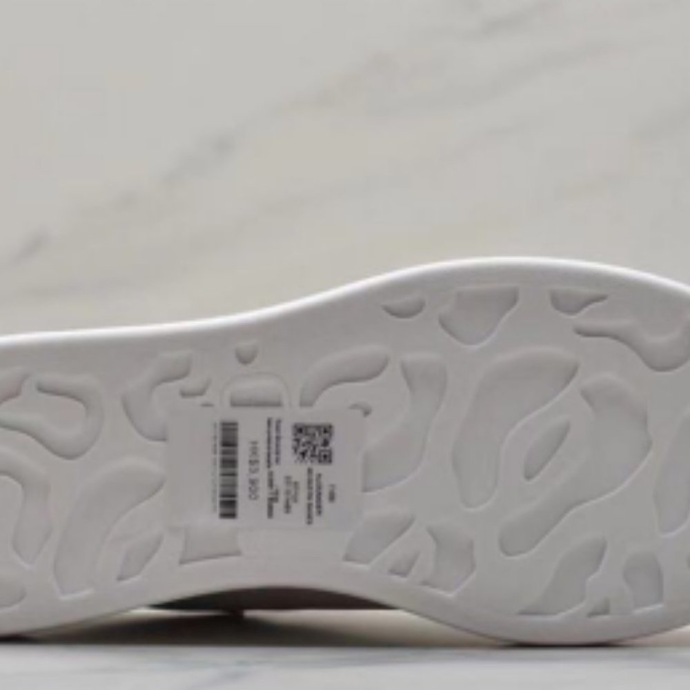 Alexander McQueen Sports shoes, women's  white - Picture 6 of 7